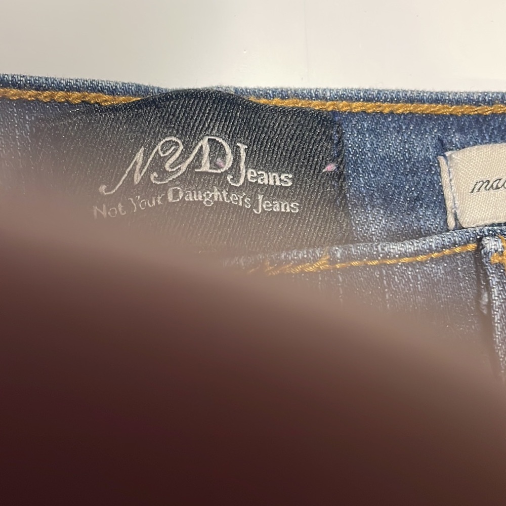 Jeans - Picture 2 of 3